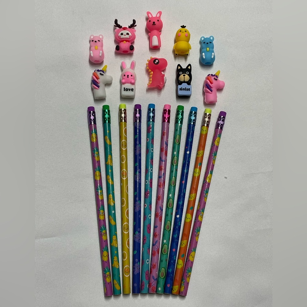 Set of 10 Scented Pencils with adorable kawaii pencil toppers NEW! (1/4)